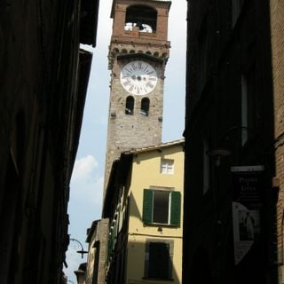 Torre delle Ore, Lucca