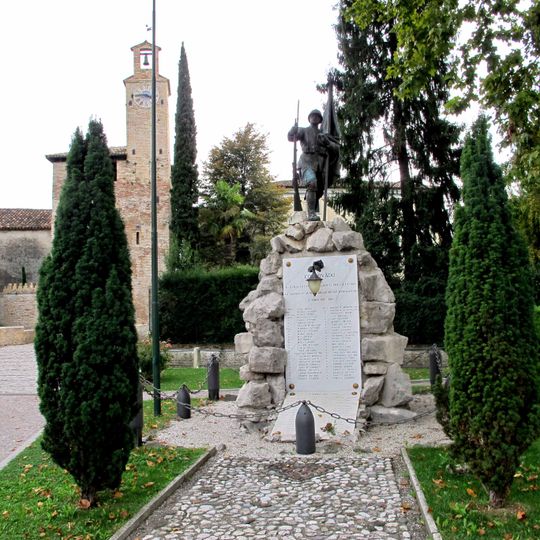 Monumento ai Caduti
