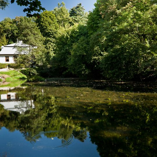 Manor house in Bolechowice