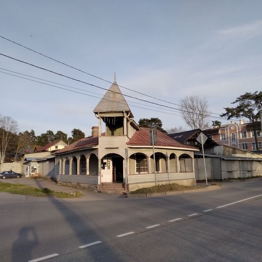 Shop building at Krasnyh Komandirov Prospekt