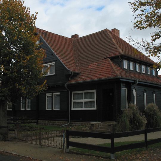 Doppelwohnhaus und Schuppen Christophstraße 11; 13