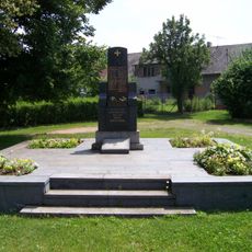 Pomník padlým ve Smolotelech