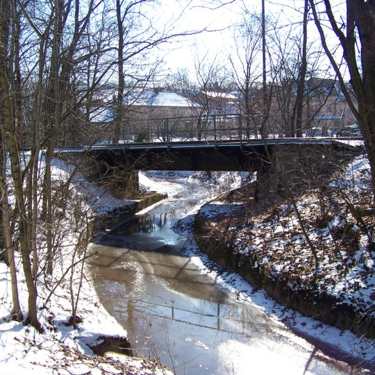 Železniční most přes Knovízský potok v Olovnici