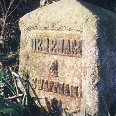 Milestone, 25yds E of Walnut Farm