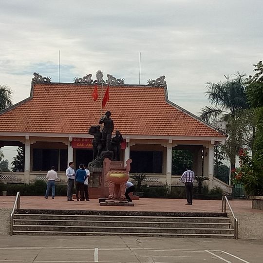 Fire Line Female Citizen Relic Area