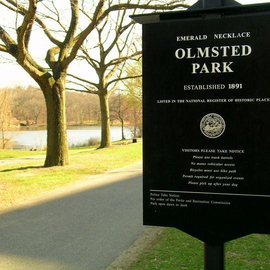 Emerald Necklace