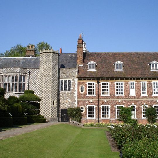 Hall Place and Gardens