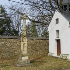 Kříž v Krakovci u kaple