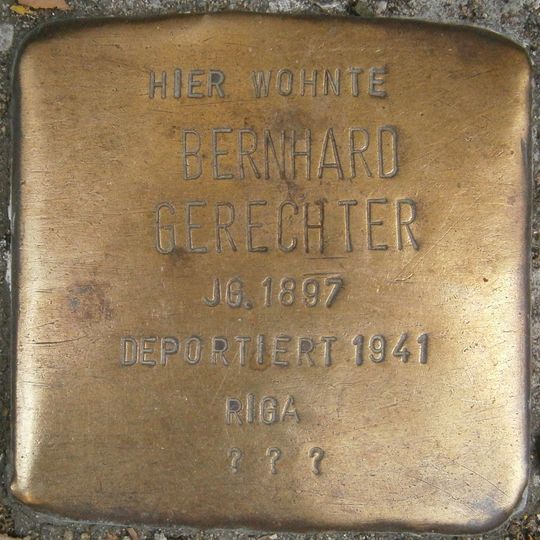 Stolperstein dedicated to Bernhard Gerechter