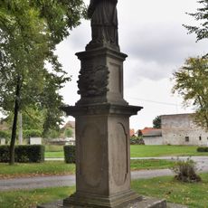 Sochy sv. Vavřince, sv. Floriána a sv. Jana Nepomuckého