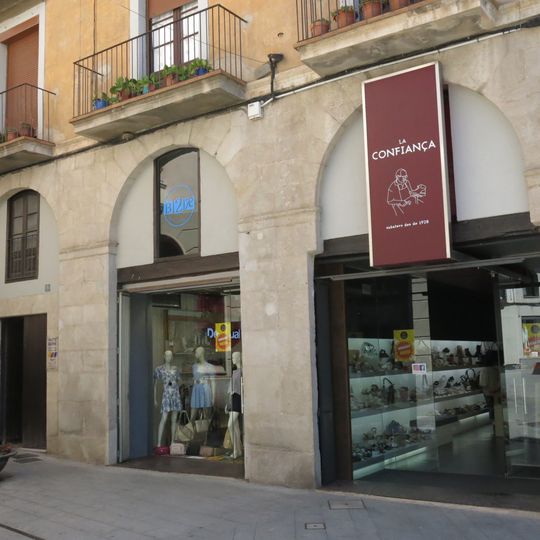 Baixos Casa Raguer - La Confiança