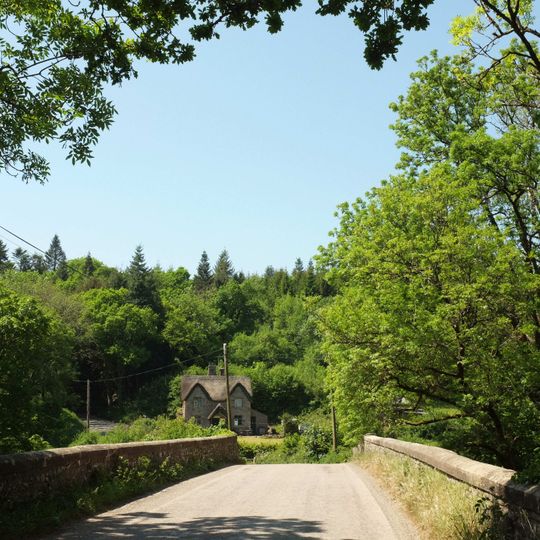 Lower Newbridge Cottages