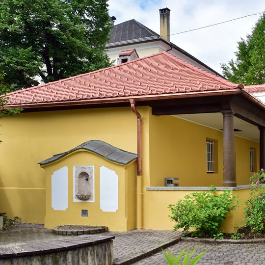 Gartenhaus südlich des Luise-Wallnöfer-Hauses