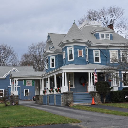 House at 52 Oak Street
