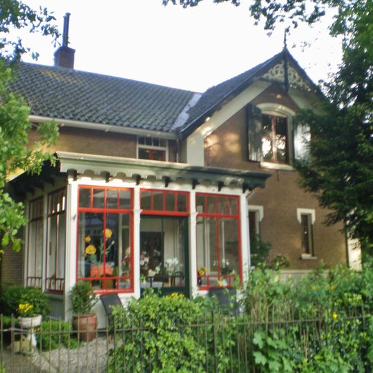 Koetshuis Pekingtuin