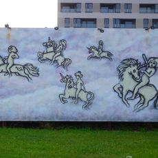 Mural in front of Pragovka Gallery