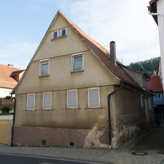 Ehemaliges Doppelbauernhaus