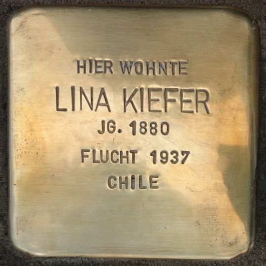 Stolperstein en memoria de Lina Kiefer