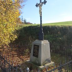 Kříž v zatáčce u silnice 361 u Příštpa