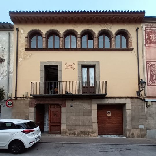 House in carrer Pere Puig, 80