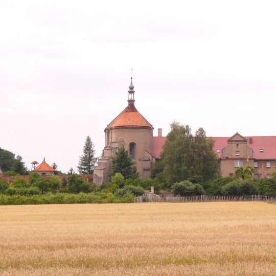 Klasztor, Leśna 5 w Ostrzeszowie