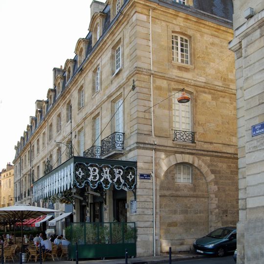 Immeuble, 2 quai de la Douane