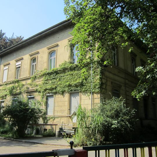 Villa Koehlerstraße 7