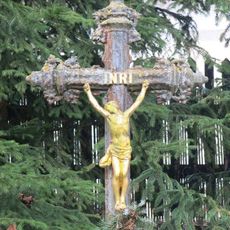 Kříž v ulici K Pískovně v Hošticích