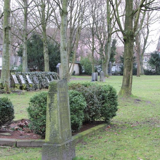 Grabstätten auf dem ehem. Friedhof Bergelmanns Hof
