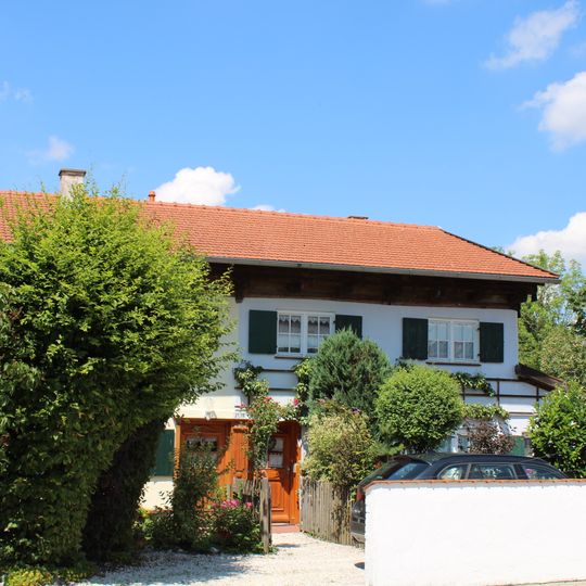 Deybachstraße 19-21, Lautrach