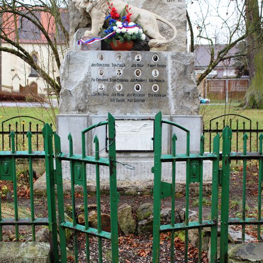 Pomník padlým ve Vrčni