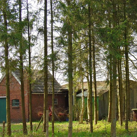 Familiebegraafplaats Uniken, bijschuur bij dienstwoning