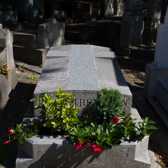 Grave of Trébucien