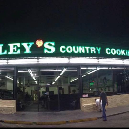 Kelly's Country Cookin'