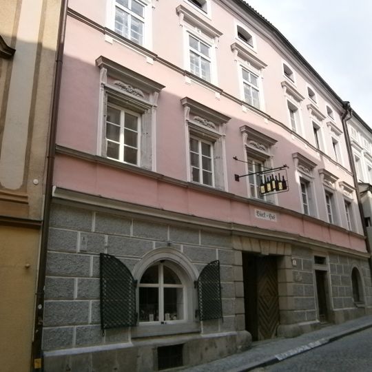 Bürgerhaus, Wohn- und Geschäftshaus