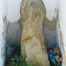 Smírčí kříž v kapličce v Cholině