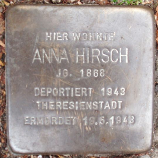 Stolperstein en memoria de Anna Hirsch