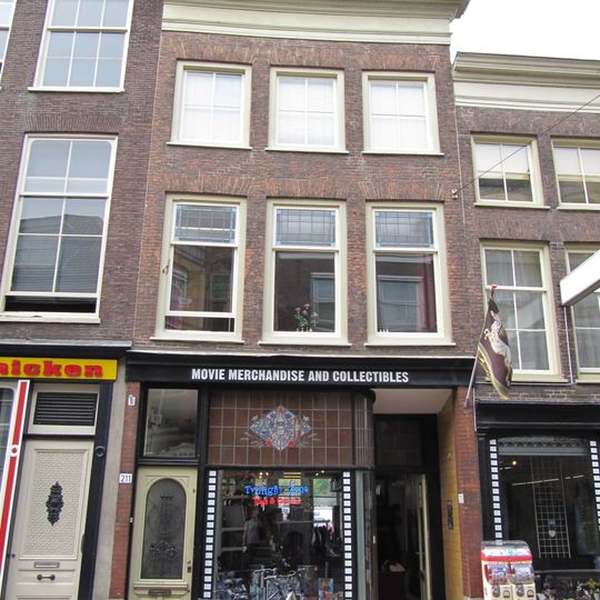 Pand met eenvoudige lijstgevel