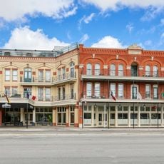 Fairmount Hotel