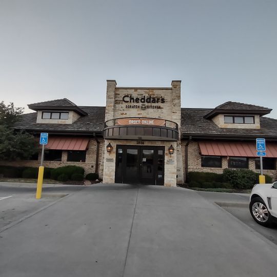 Cheddar's Scratch Kitchen