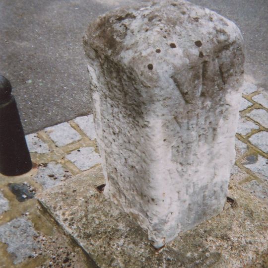 Milestone, between Kenley & Whyteleafe