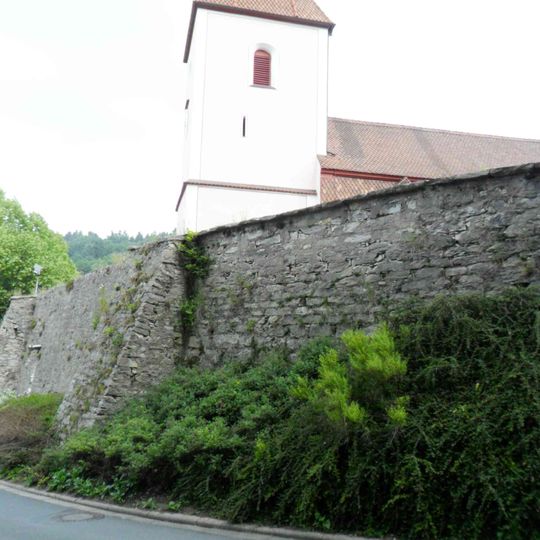 Kirchhofbefestigung In Kirchrüsselbach; St.-Jakobus-Straße 2 in Igensdorf