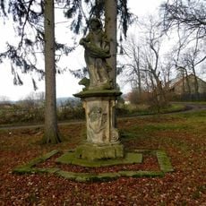 Socha svaté Notburgy v Miletíně