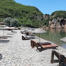 Kömür Koyu Plajı