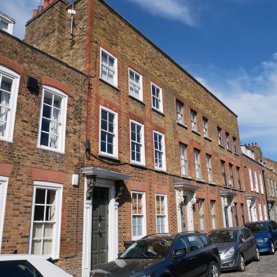 23-27, Albury Street Se8