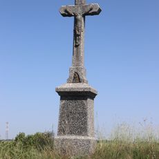 Kříž u silnice východně od Studence