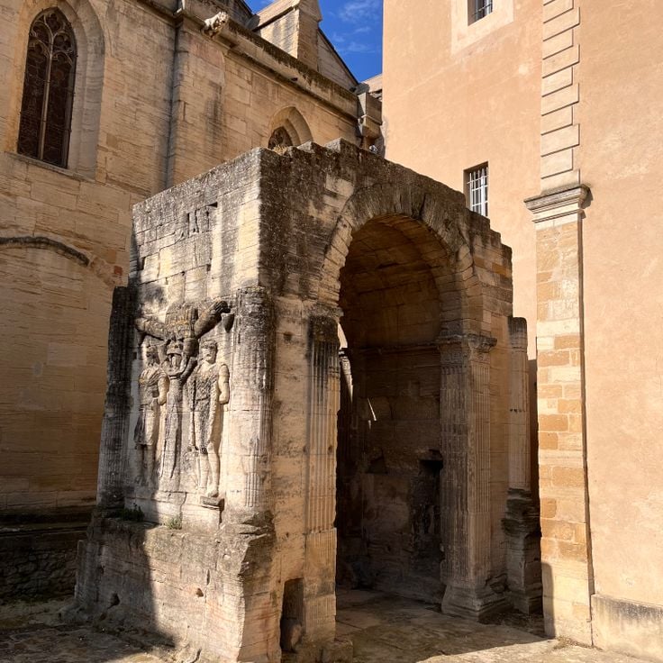 Arch of Carpentras