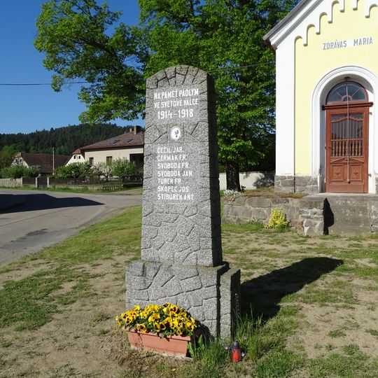 World War I memorial in Chrášťany