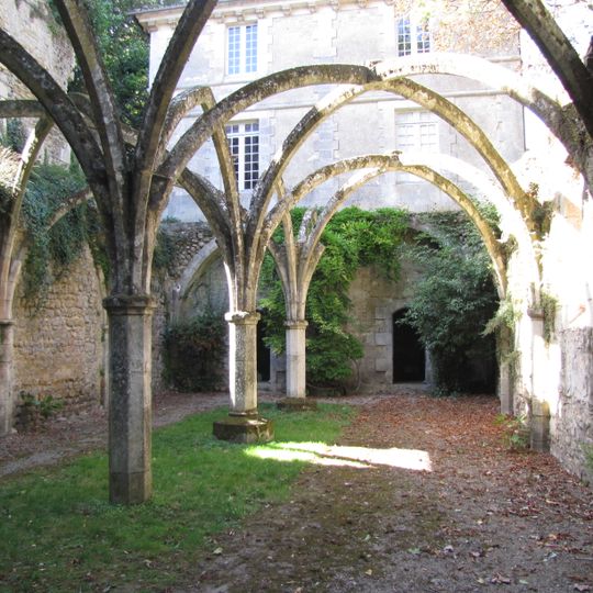 Abbaye royale de Saint-Michel-en-l'Herm