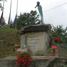 Monumento ai caduti nell'eccidio di Sella Ciarelli